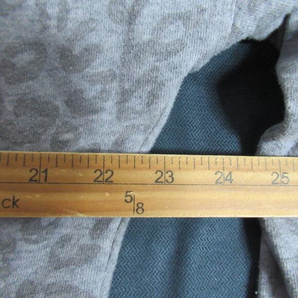 Calvin Klein Sweatshirt Womens Size M Gray Leopard Print Fleece Mock Neck Logo - Picture 8 of 10